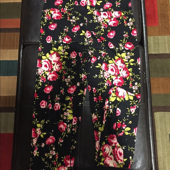 Leggings - Picture 2 of 3